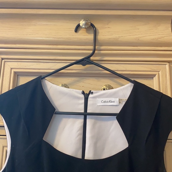 Calvin Klein Ruched Dress - Picture 5 of 10